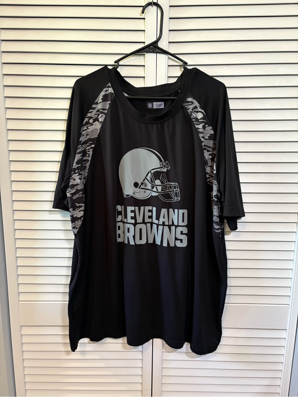 Cleveland Browns Black Graphic Grey Performance Tee Active Football Ohio Team